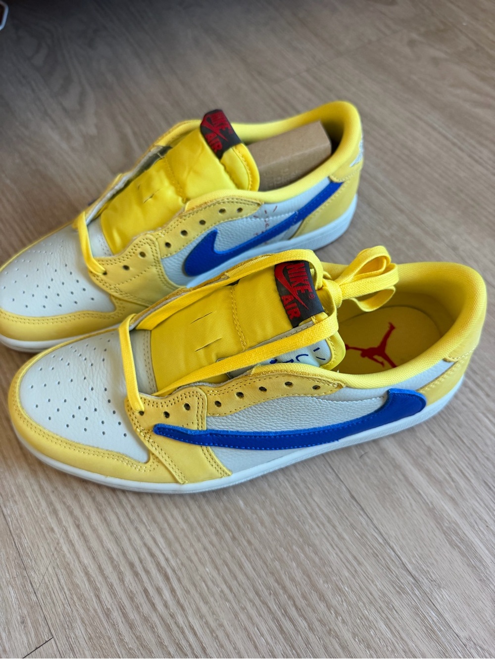 Travis Scott x Air Jordan 1 Low- brand new w/ box Women’s size 9 Men’s 7.5